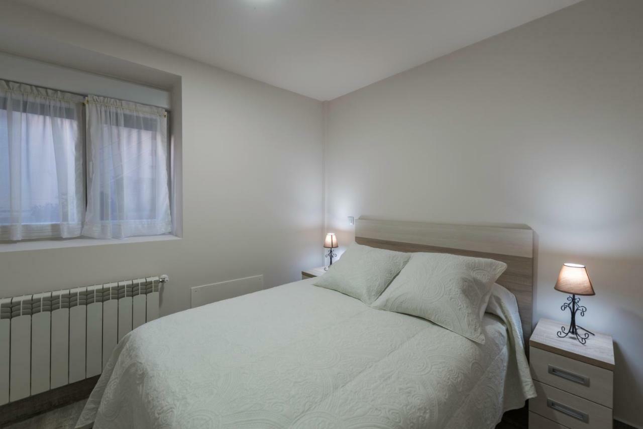 Apartamento Turísticos El Pontón